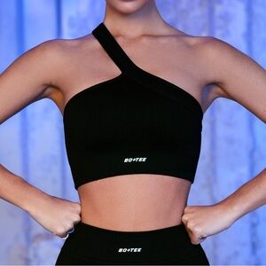 Oh Polly Bo + Tee On the Rink sports bra black